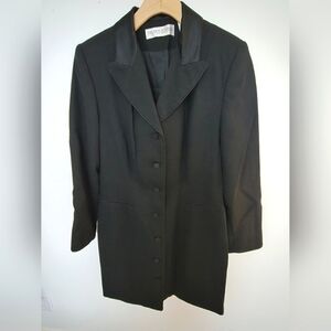 Valerie Steven's black 100% Wool made in USA satin collar jacket / blazer | 8
